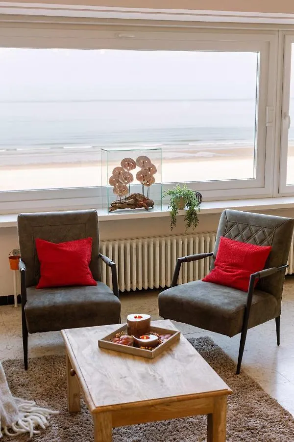 Charming Apartment With Frontal Seaview Ostend